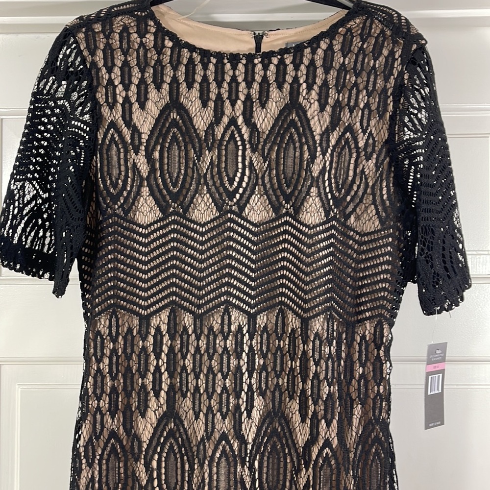 Sharagano black lace dress size 10 beautiful soft fabric NWT